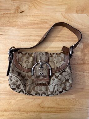 Vintage Coach Soho Signature Flap Shoulder Bag